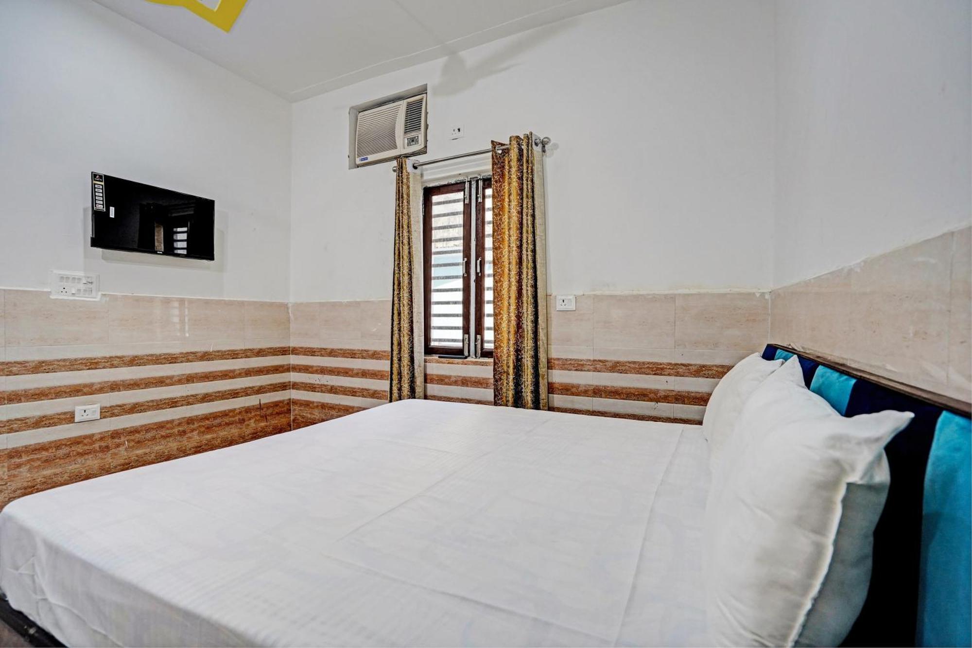 Hotel O Umang Hotel Noida Exterior foto